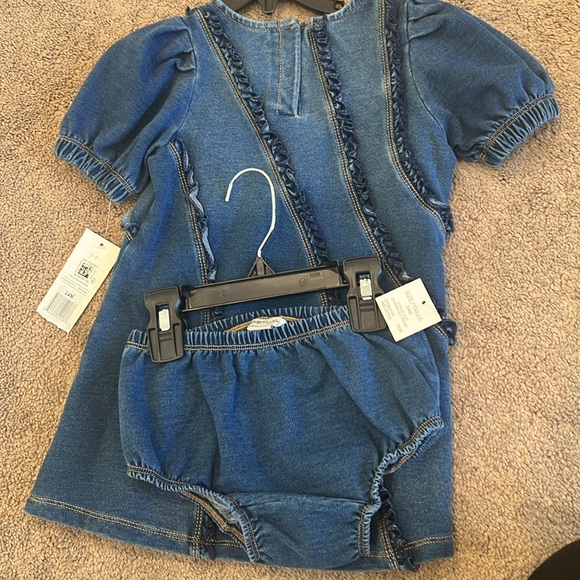 NWT Habitual Kids 2 Piece Ensemble Set. Size 24 color Med Stone Jean - Picture 2 of 2